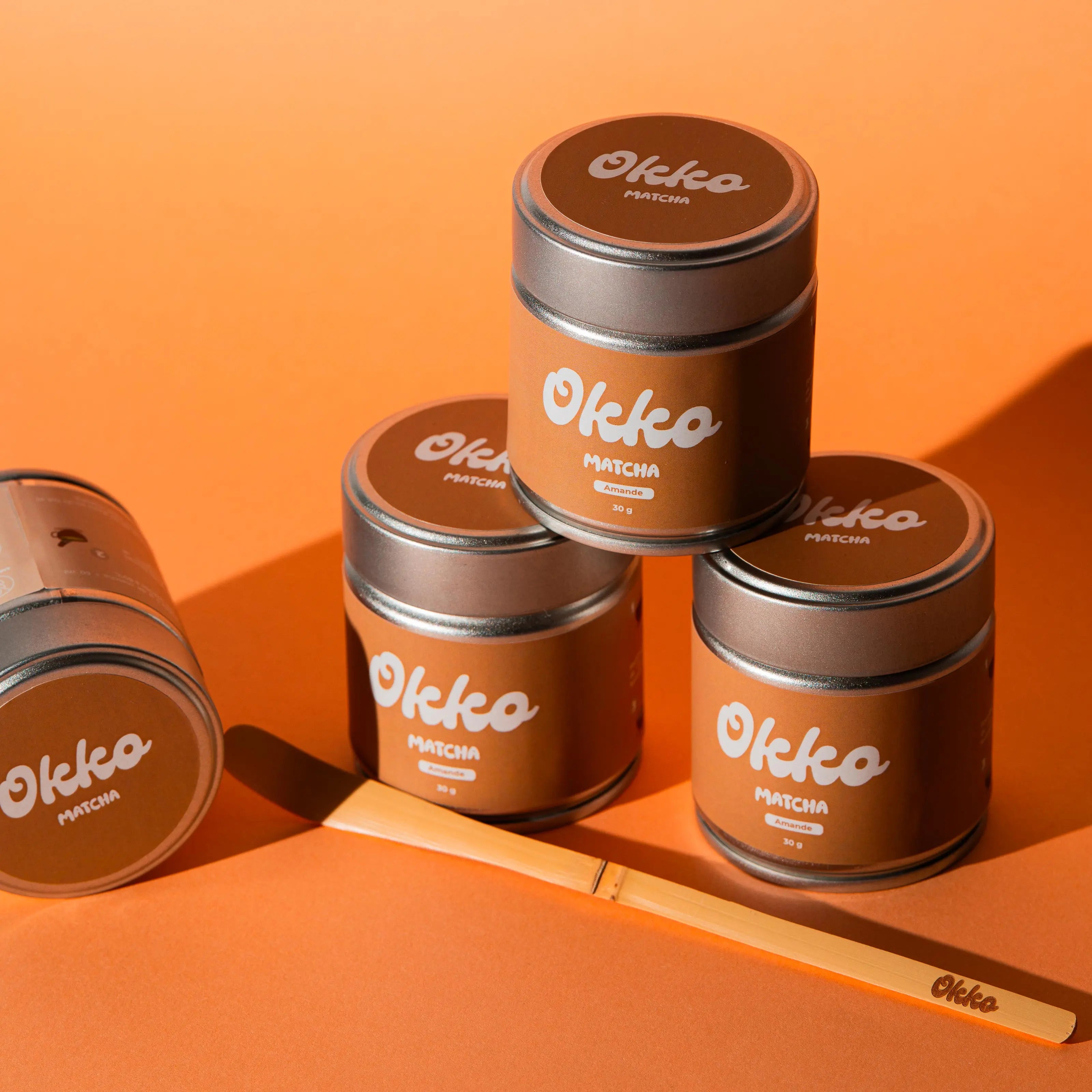 Matcha Amande Okko – thé matcha en poudre parfumé à l’amande, boisson énergisante naturelle